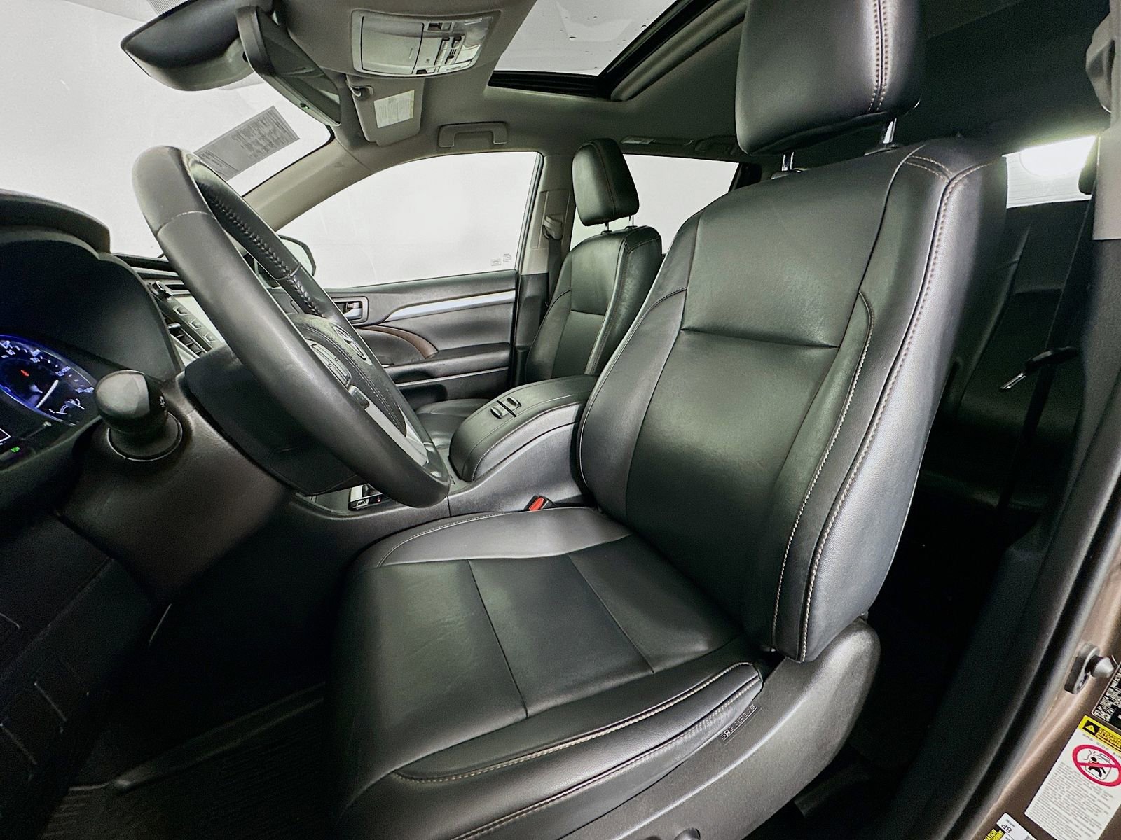 Certified 2019 Toyota Highlander XLE AWD/4WD image 20