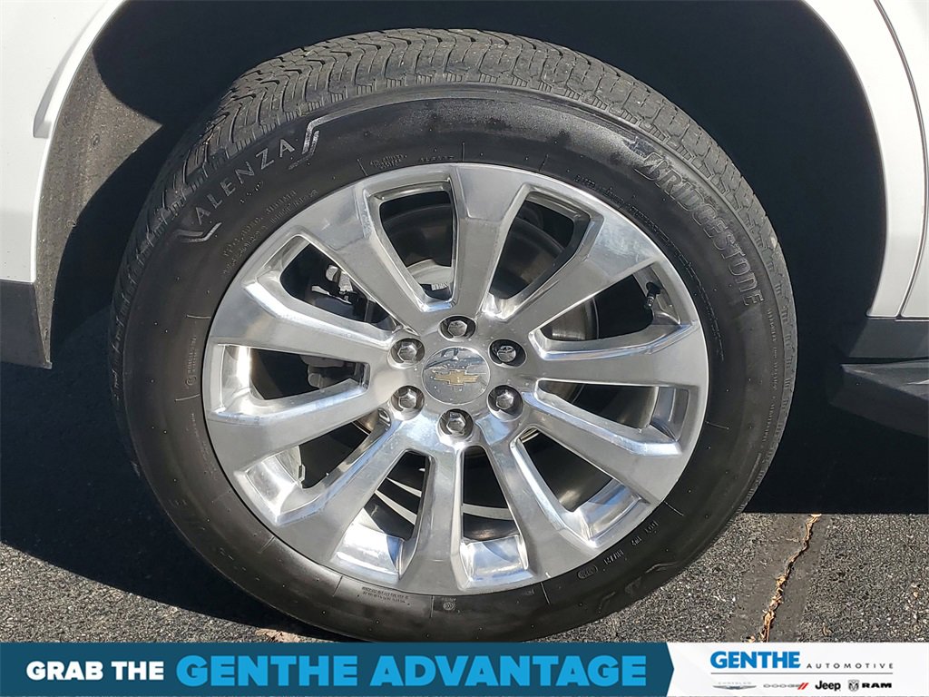 Used 2023 Chevrolet Tahoe Premier w/ Advanced Technology Package image 5