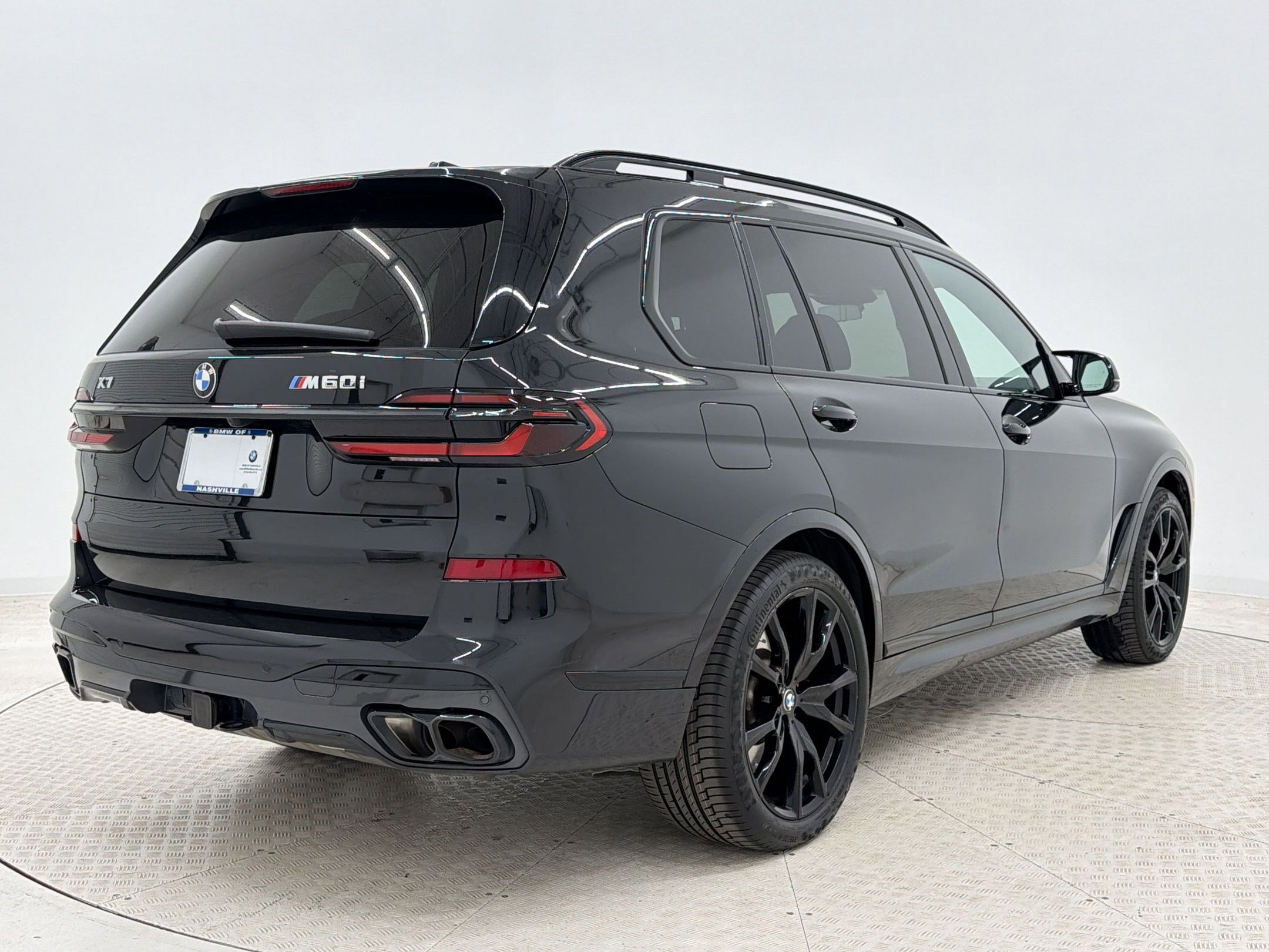 Certified 2025 BMW X7 M60i AWD/4WD image 9