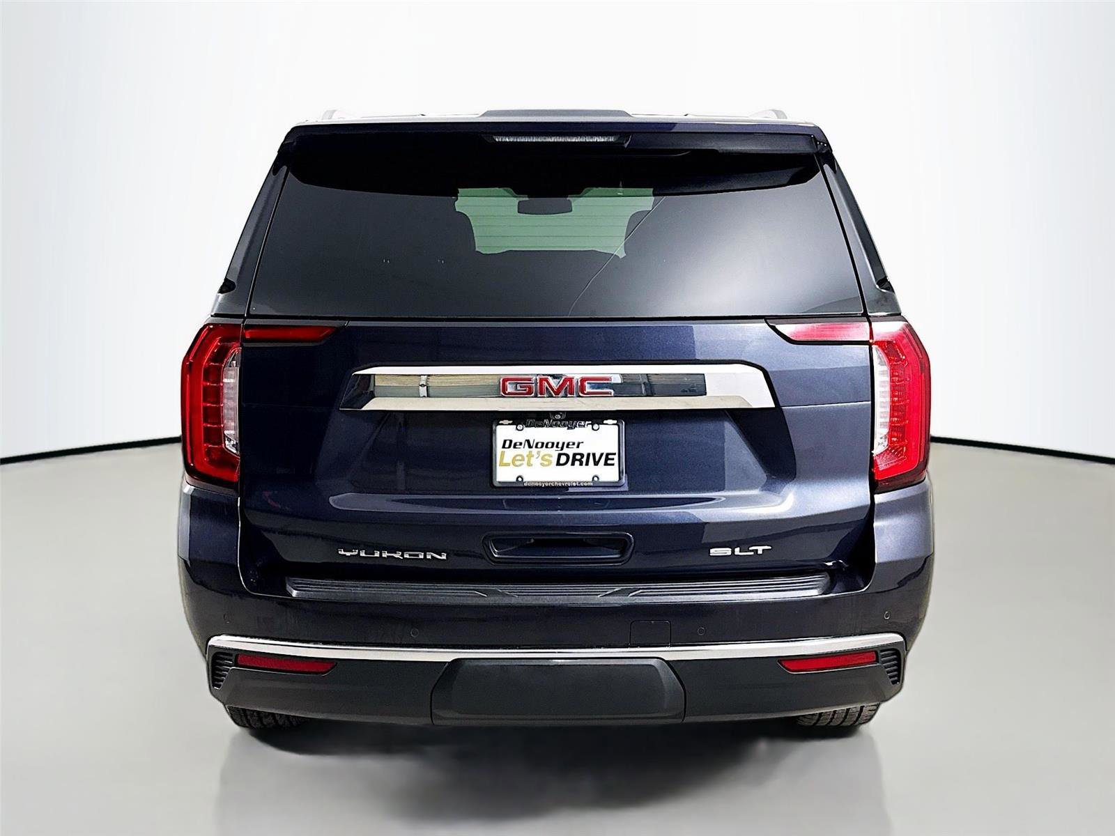 Used 2024 GMC Yukon SLT image 7