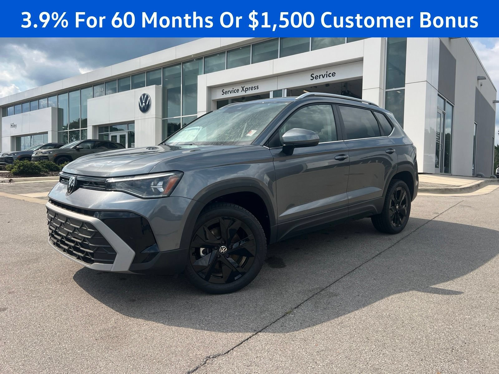New 2026 Volkswagen Taos SE
