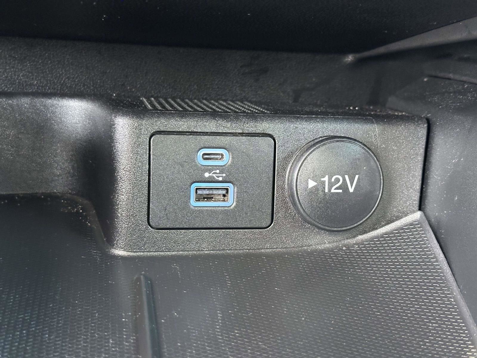 Certified 2022 Ford Escape SEL image 25