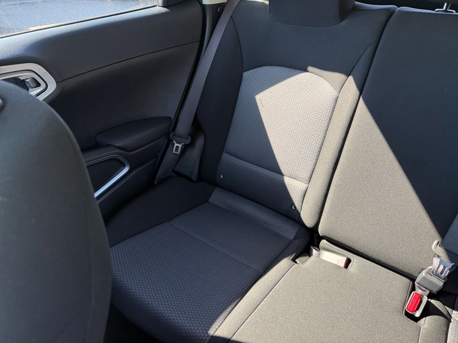 Used 2025 Kia Soul LX w/ LX Technology Package FWD image 37