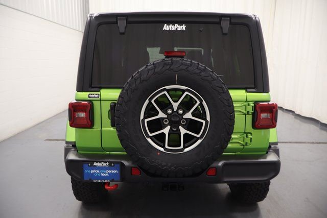 New 2026 Jeep Wrangler Unlimited Rubicon w/ Technology Group image 18