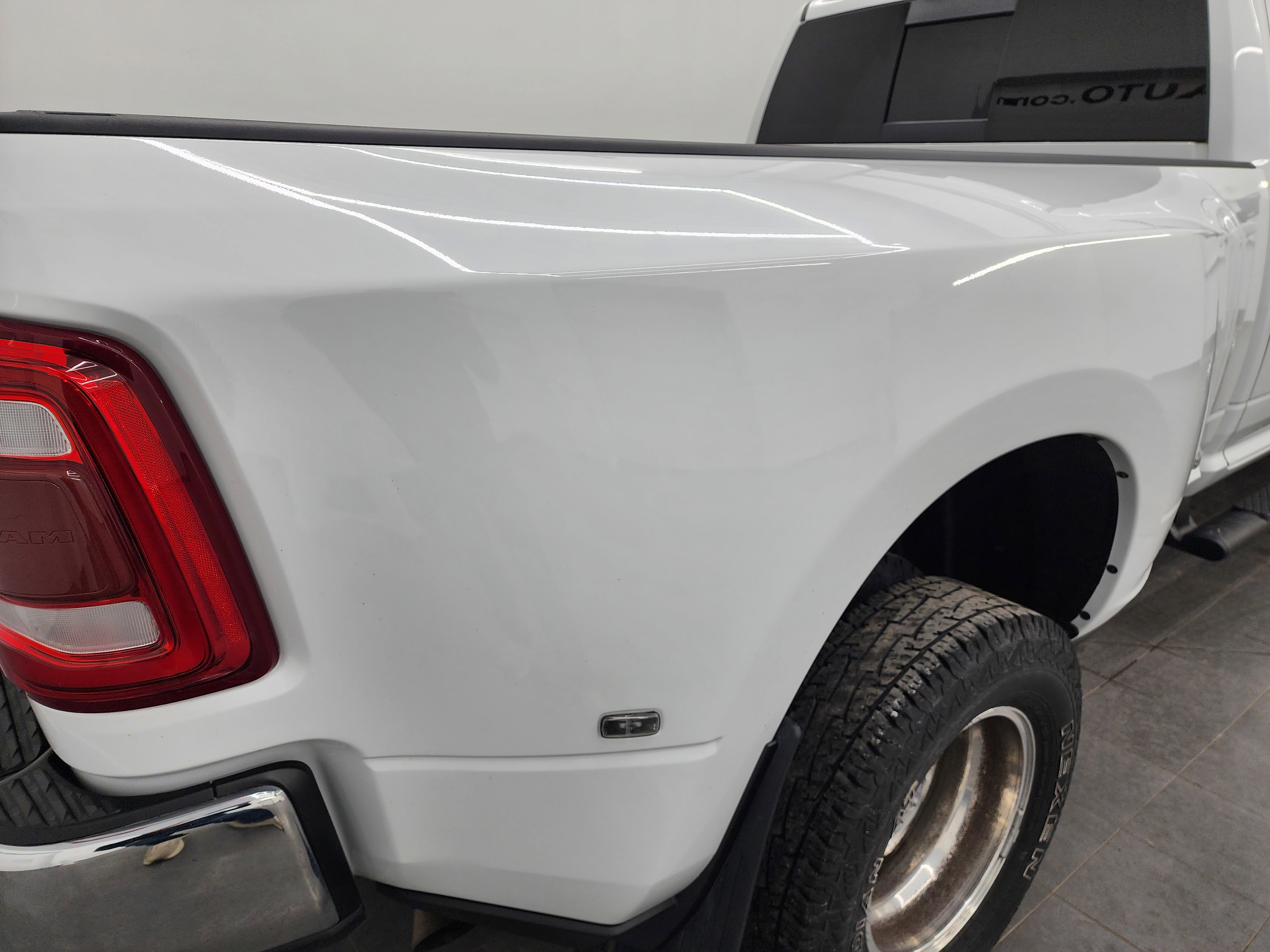 Used 2023 RAM 3500 Laramie AWD/4WD image 29