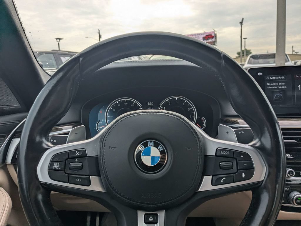 Used 2018 BMW 540i RWD image 20