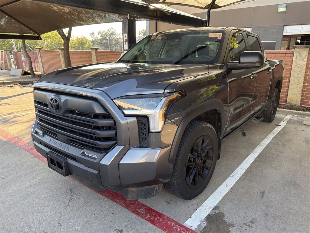 Used 2024 Toyota Tundra SR5 video 1