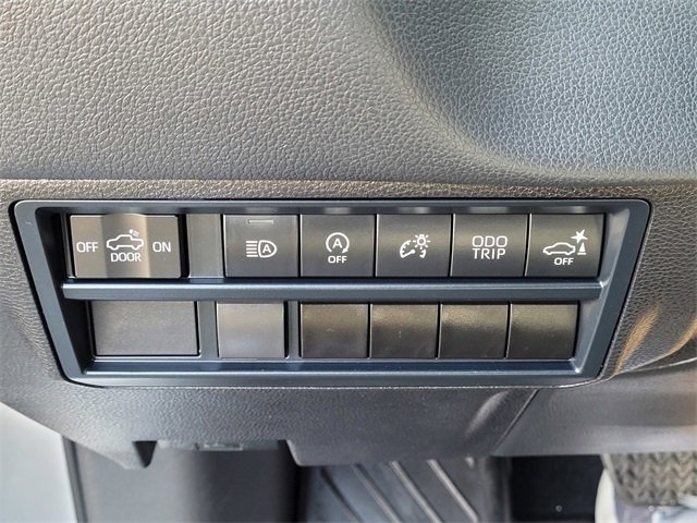 Used 2025 Toyota Tundra Limited image 25