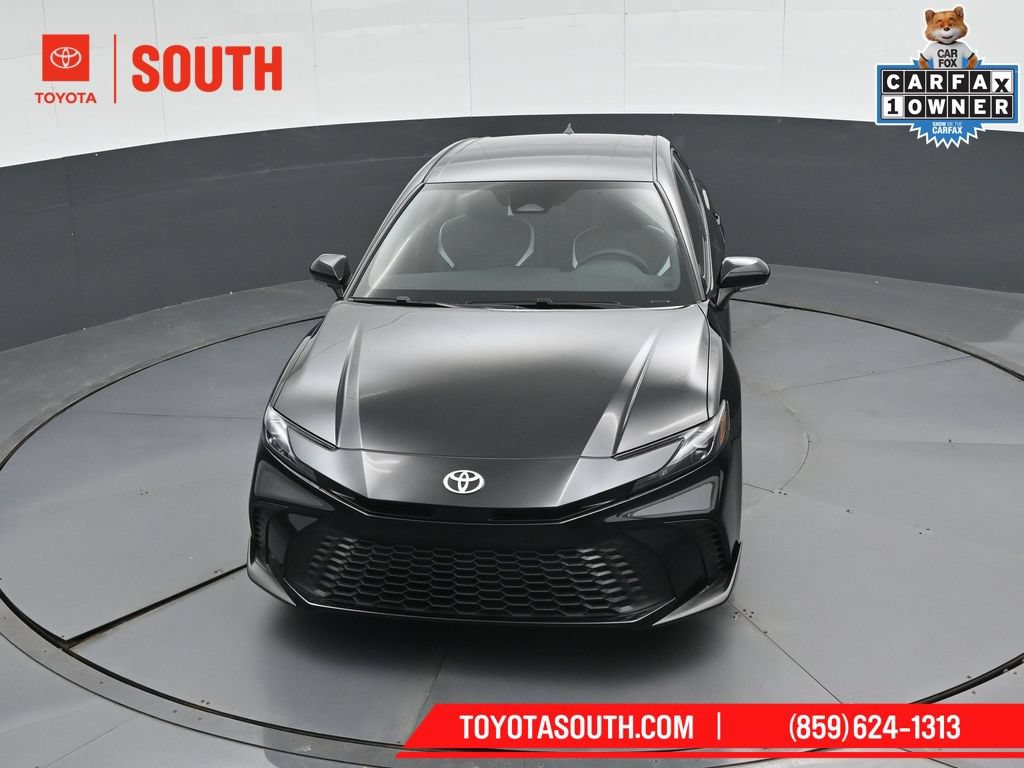 Used 2026 Toyota Camry SE FWD image 45