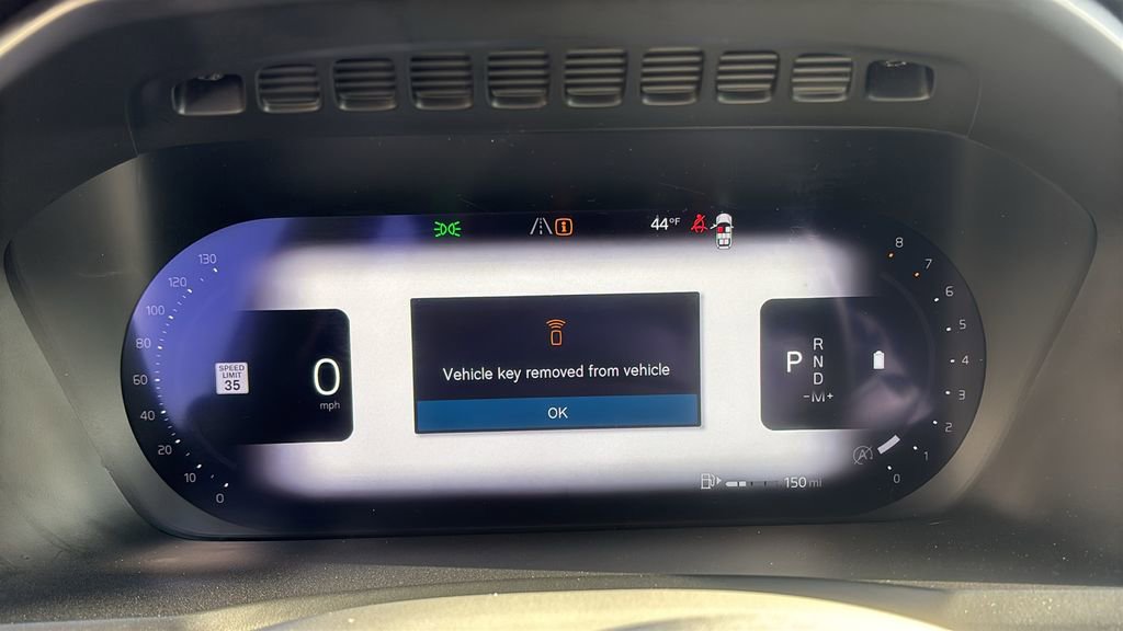 Used 2023 Volvo XC90 B5 Core w/ Climate Package image 15