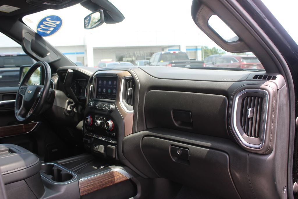 Used 2022 Chevrolet Silverado 1500 High Country w/ Safety Package II AWD/4WD image 31