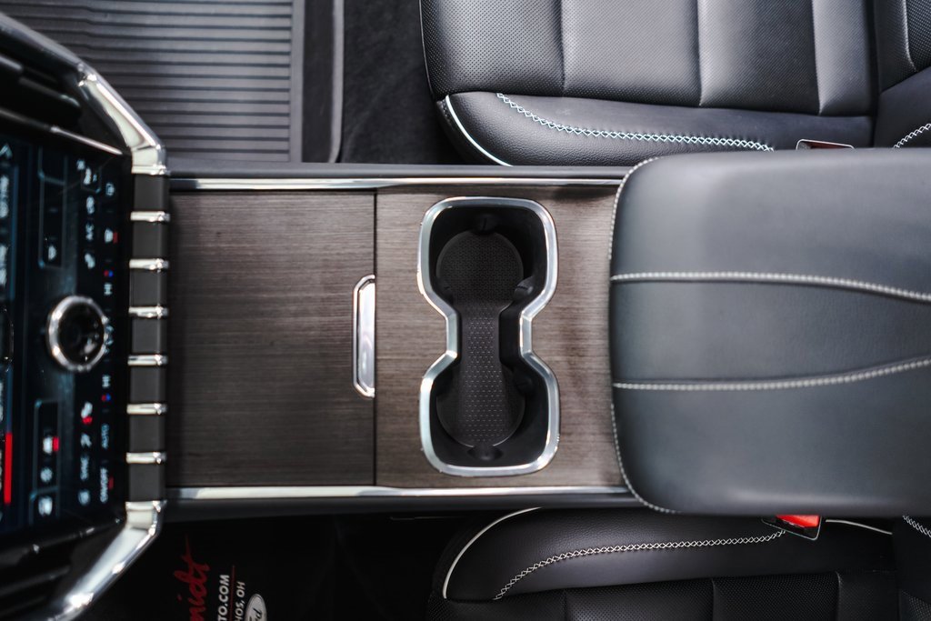 Used 2024 GMC Acadia Denali image 18