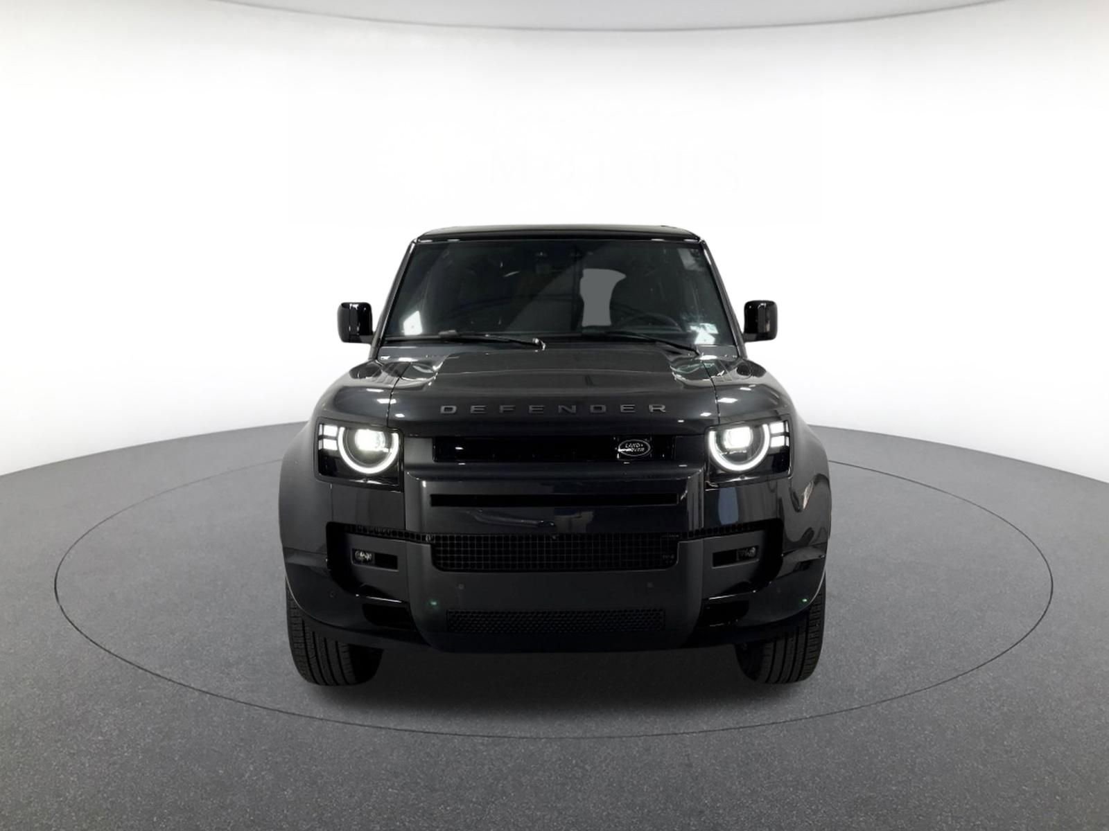 New 2026 Land Rover Defender 110 X-Dynamic SE image 7