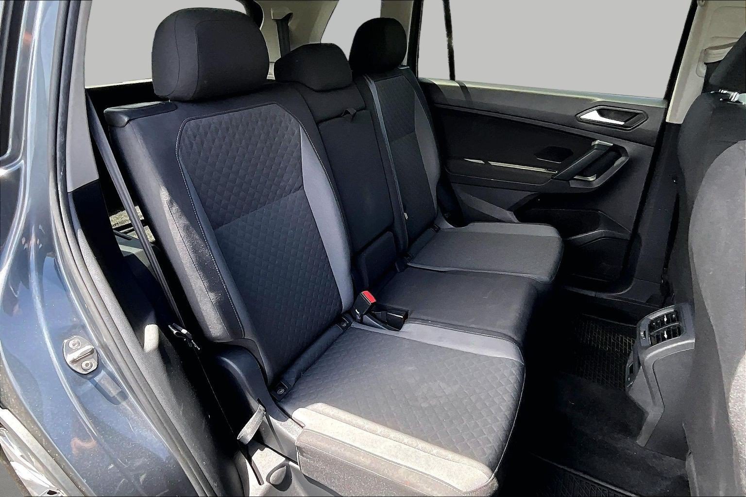 Used 2019 Volkswagen Tiguan S FWD image 26