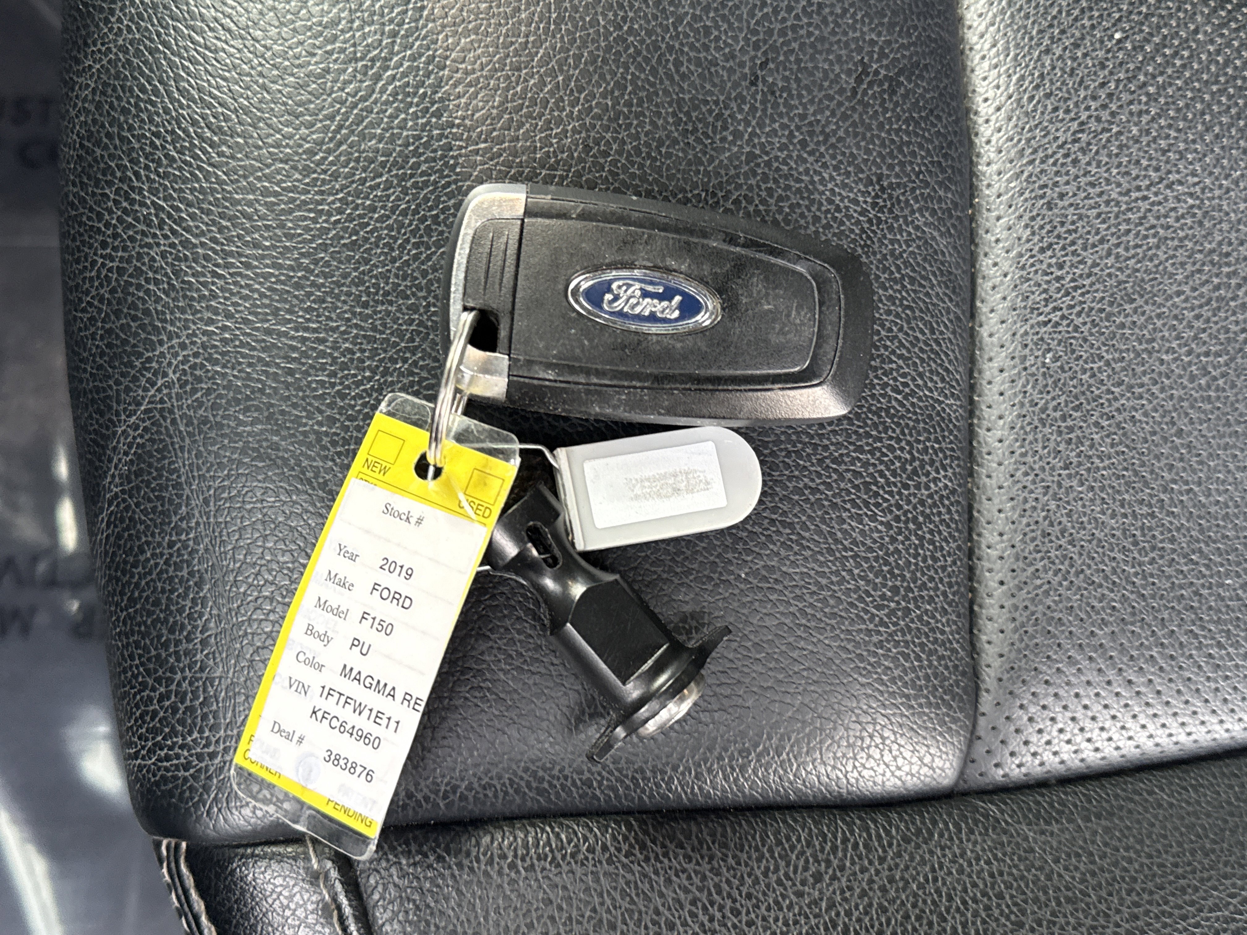 Certified 2019 Ford F150 Lariat w/ Equipment Group 502A Luxury image 32