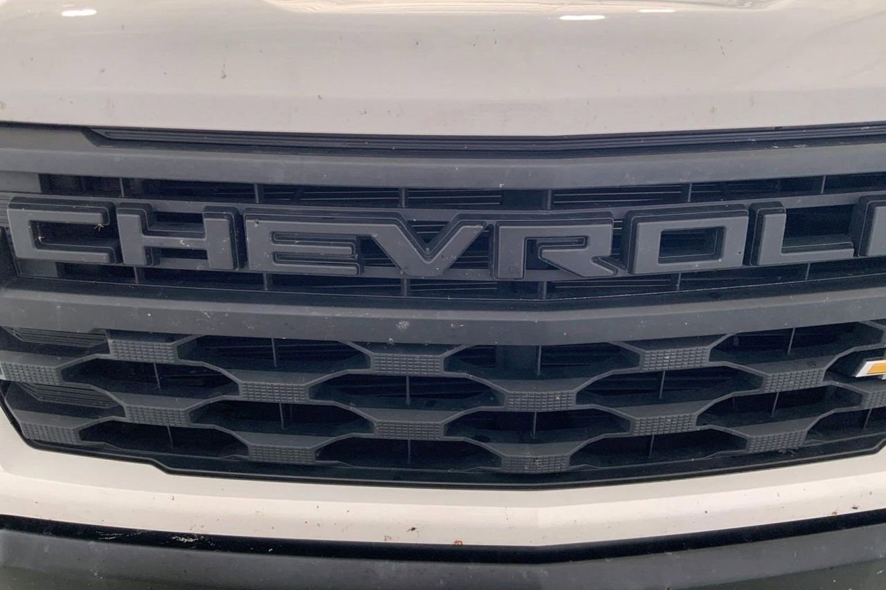 Used 2024 Chevrolet Silverado 1500 W/T AWD/4WD image 27