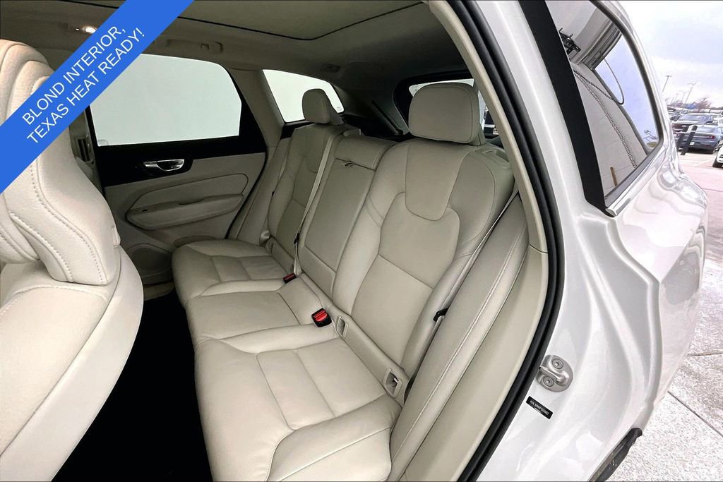 Certified 2023 Volvo XC60 B5 Plus w/ Climate Package image 35