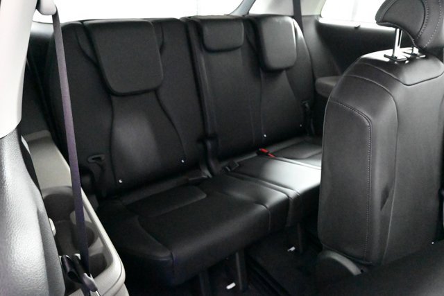 New 2026 Kia Carnival EX image 13