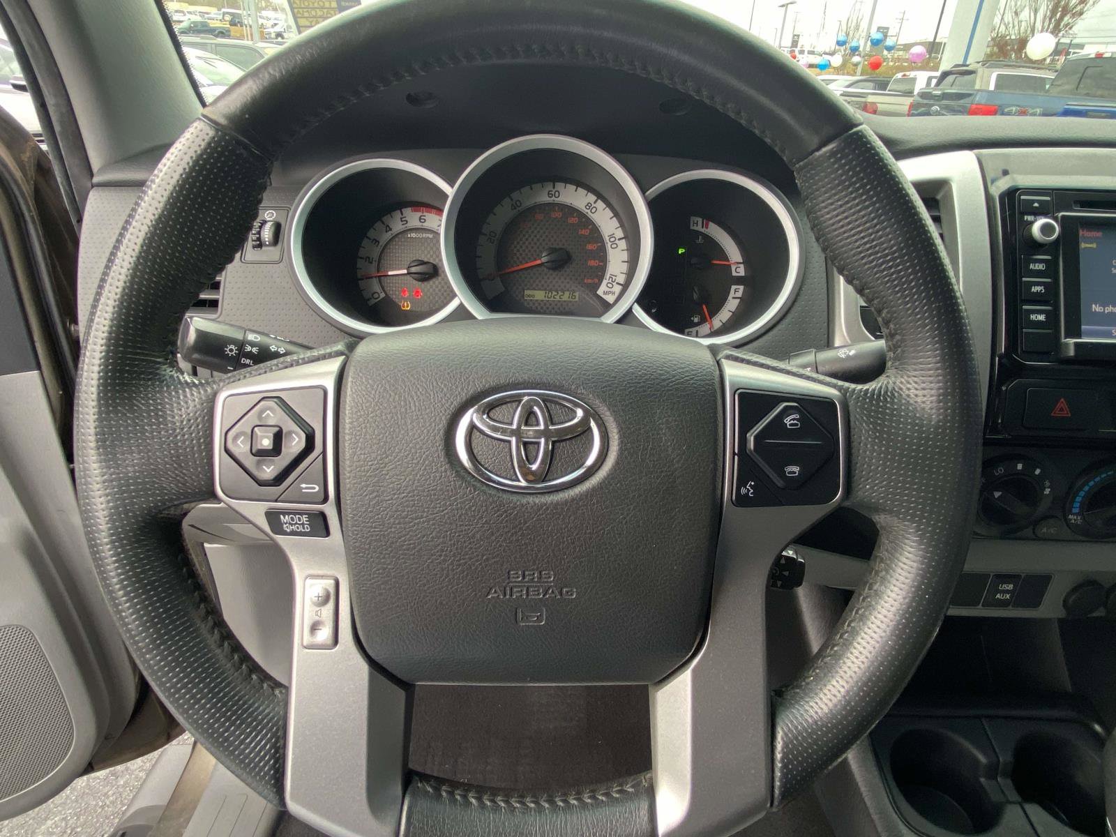 Used 2014 Toyota Tacoma PreRunner image 18