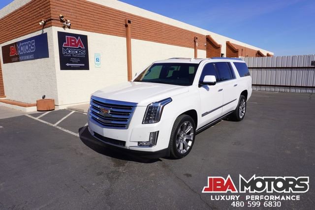 Used 2020 Cadillac Escalade ESV Platinum image 34