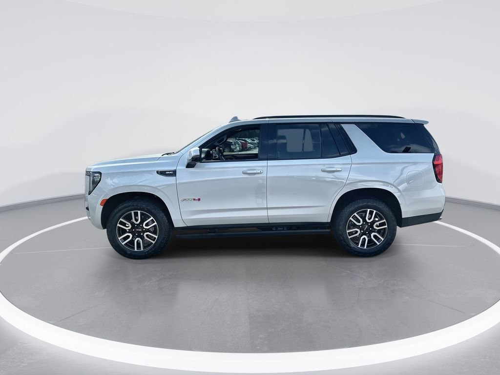 Used 2024 GMC Yukon AT4 w/ Technology Package AWD/4WD image 5