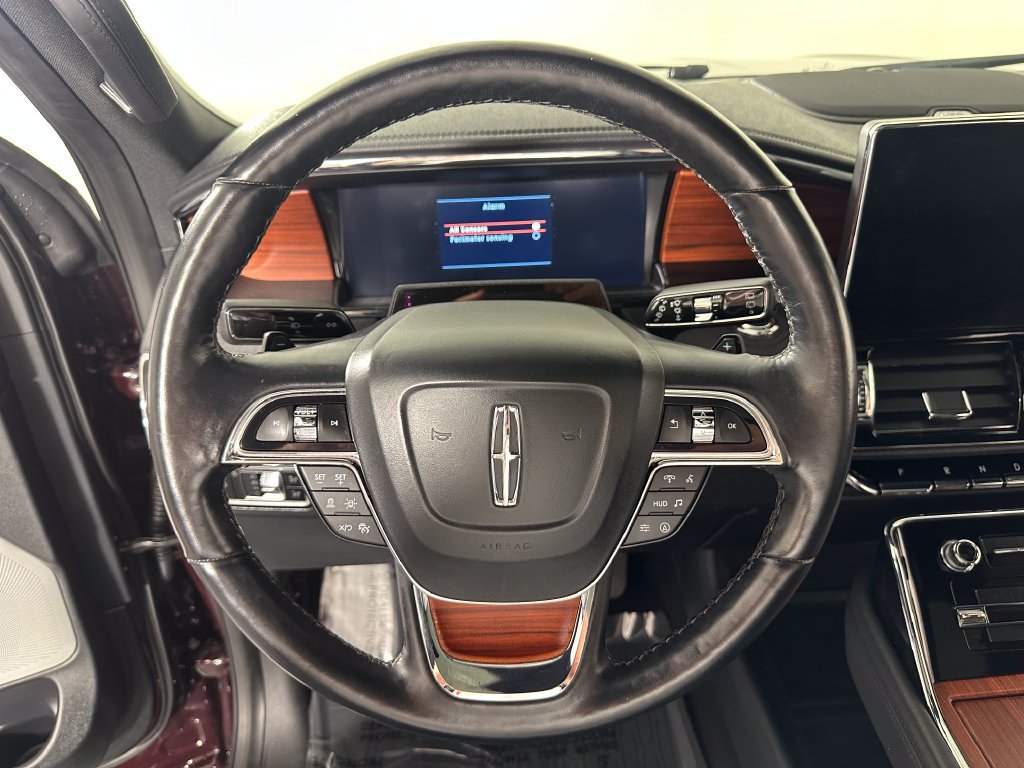 Used 2024 Lincoln Navigator L Reserve AWD/4WD image 25