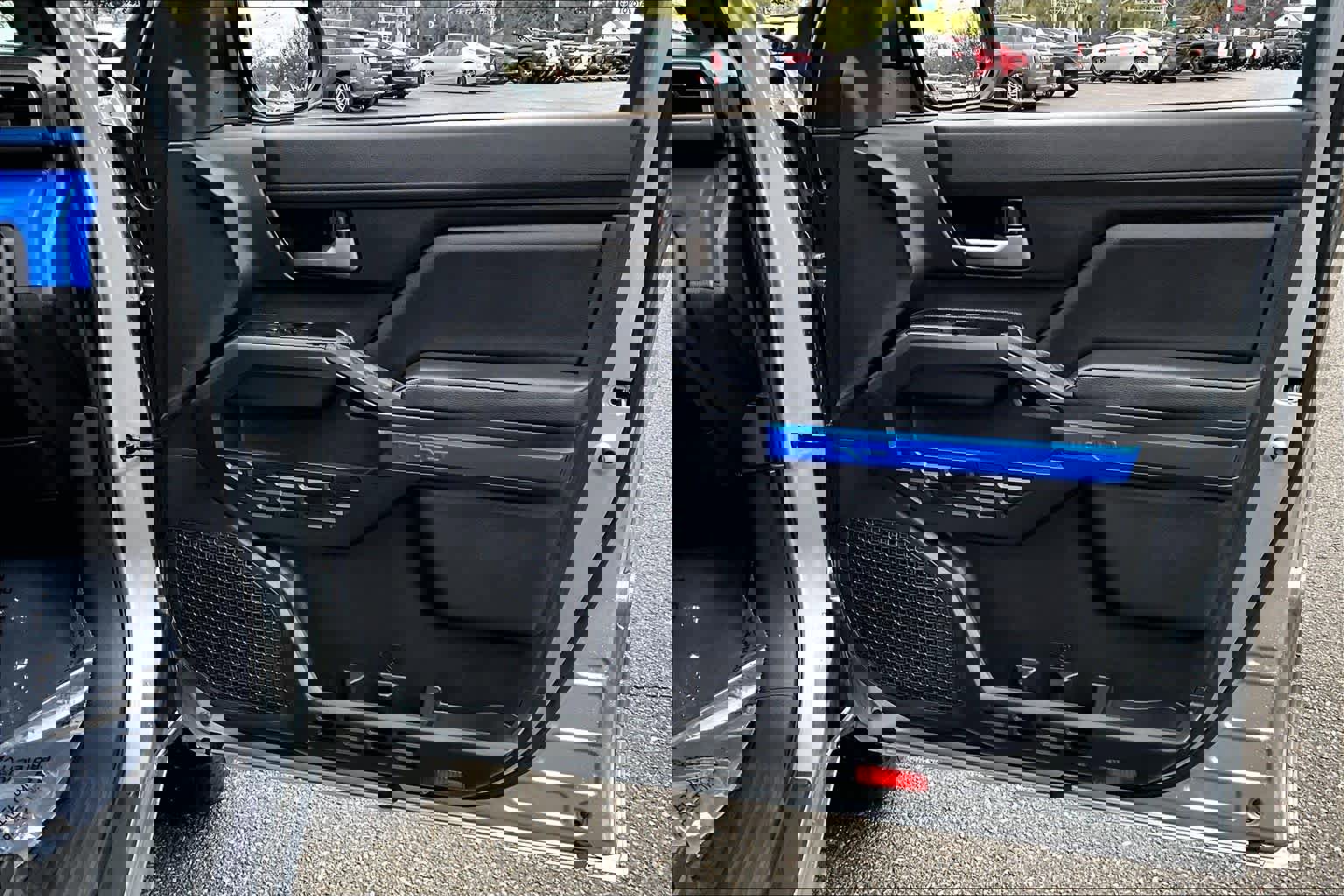 Certified 2025 Toyota Tacoma TRD Off-Road image 22