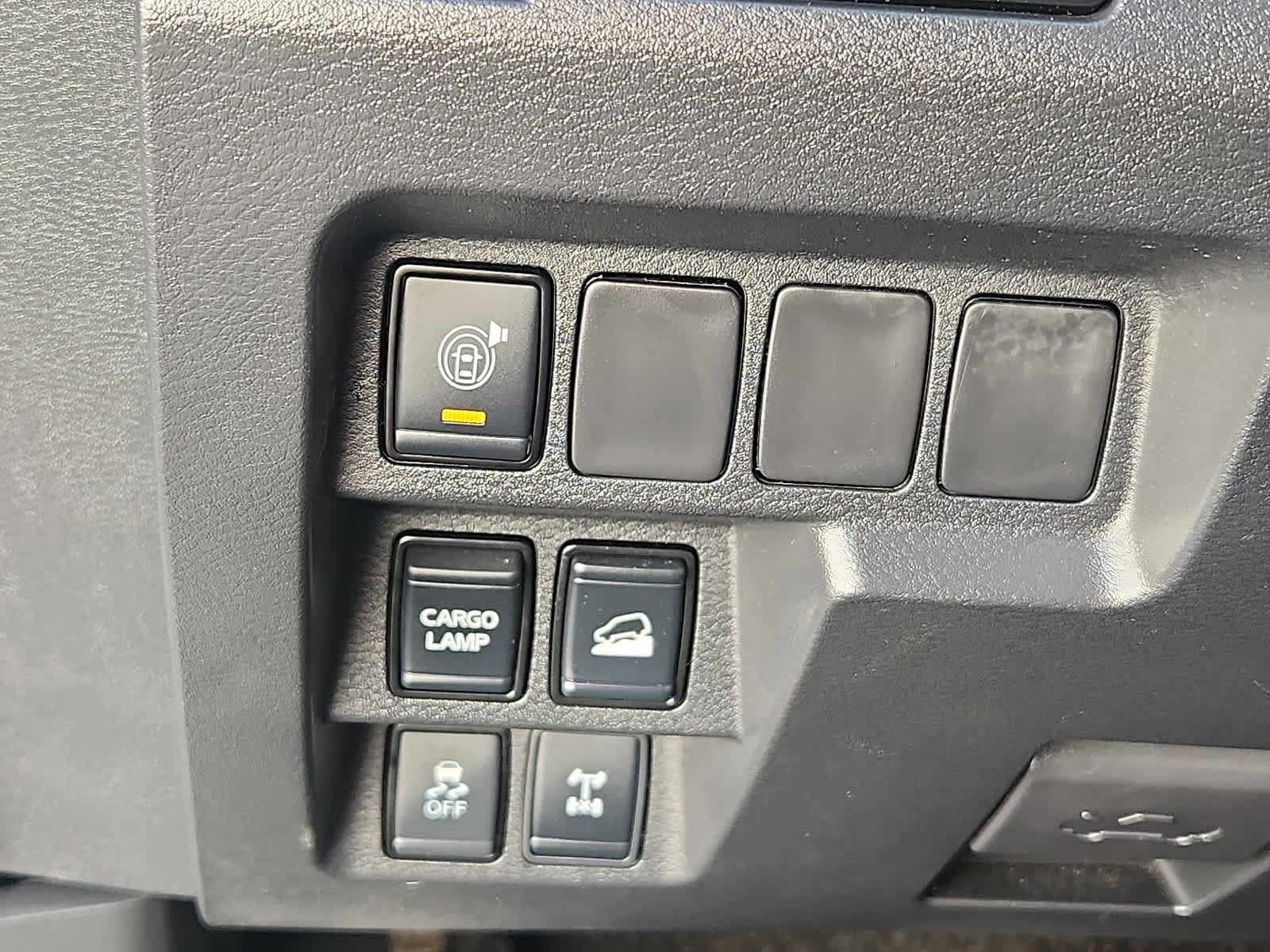 Used 2022 Nissan Frontier PRO-4X w/ Technology Package image 25