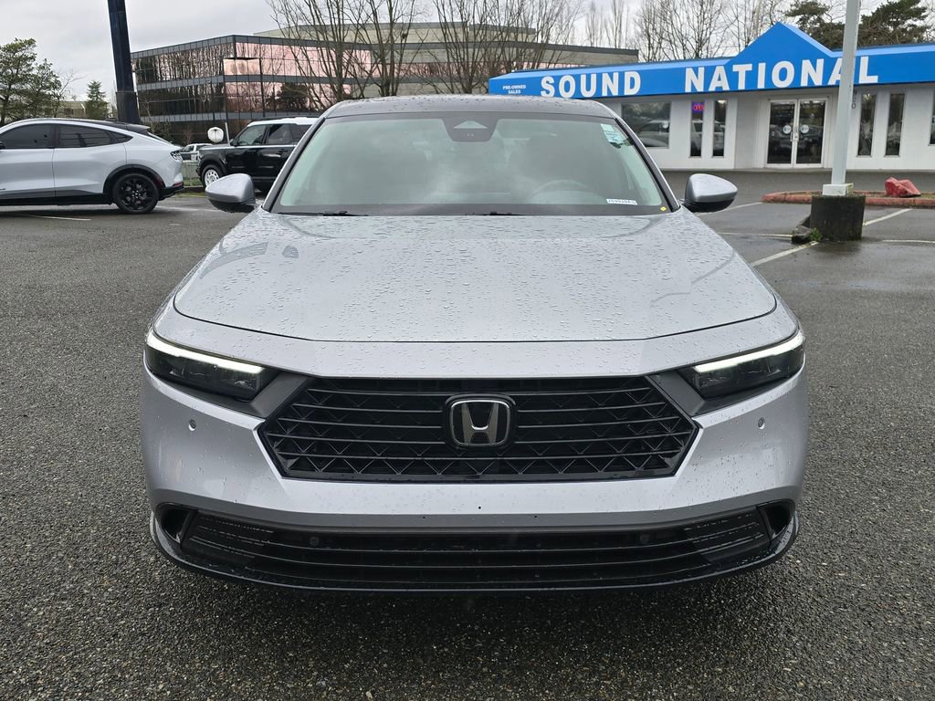 Used 2024 Honda Accord Touring image 2