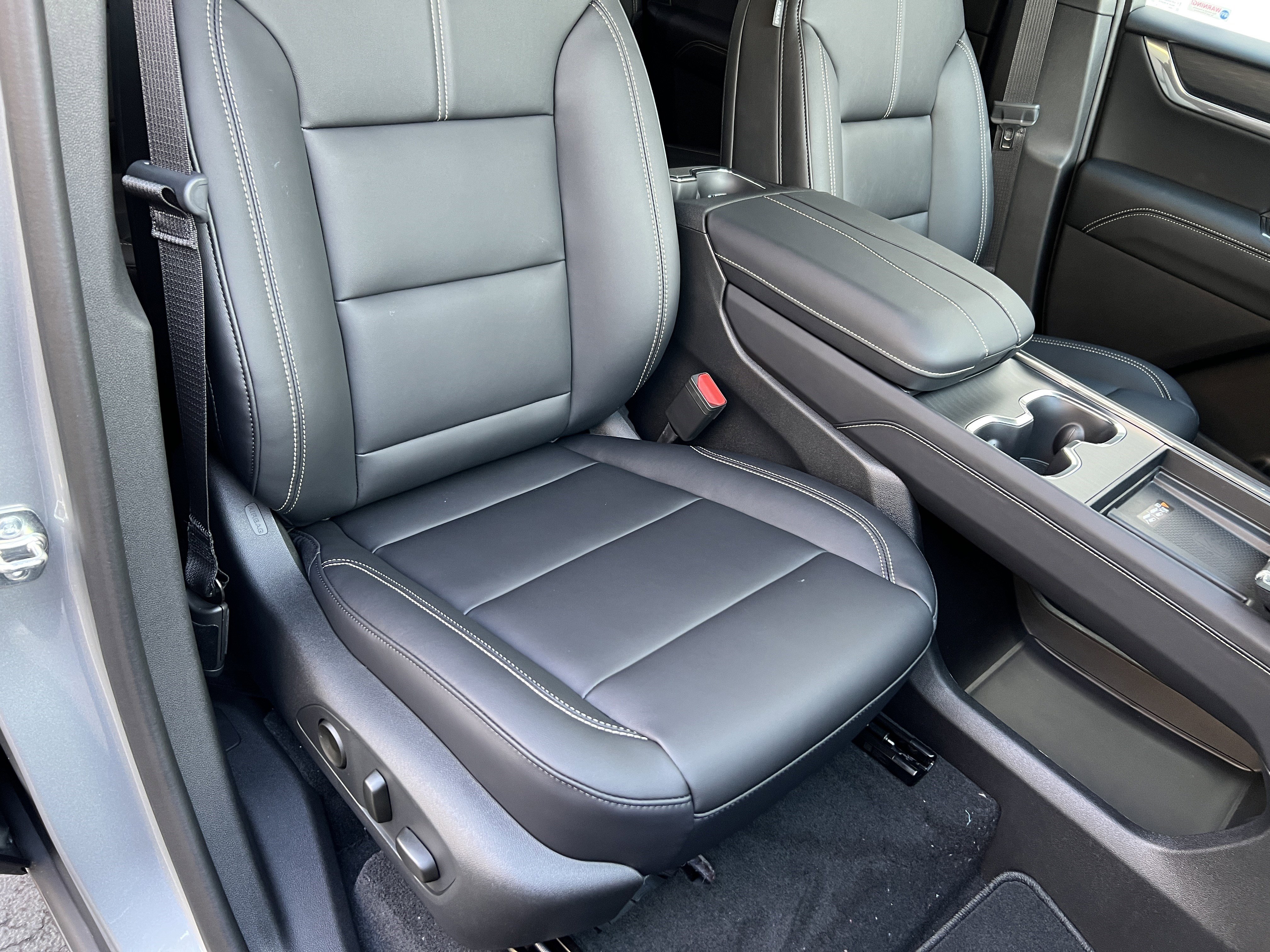 New 2026 GMC Acadia Elevation image 28