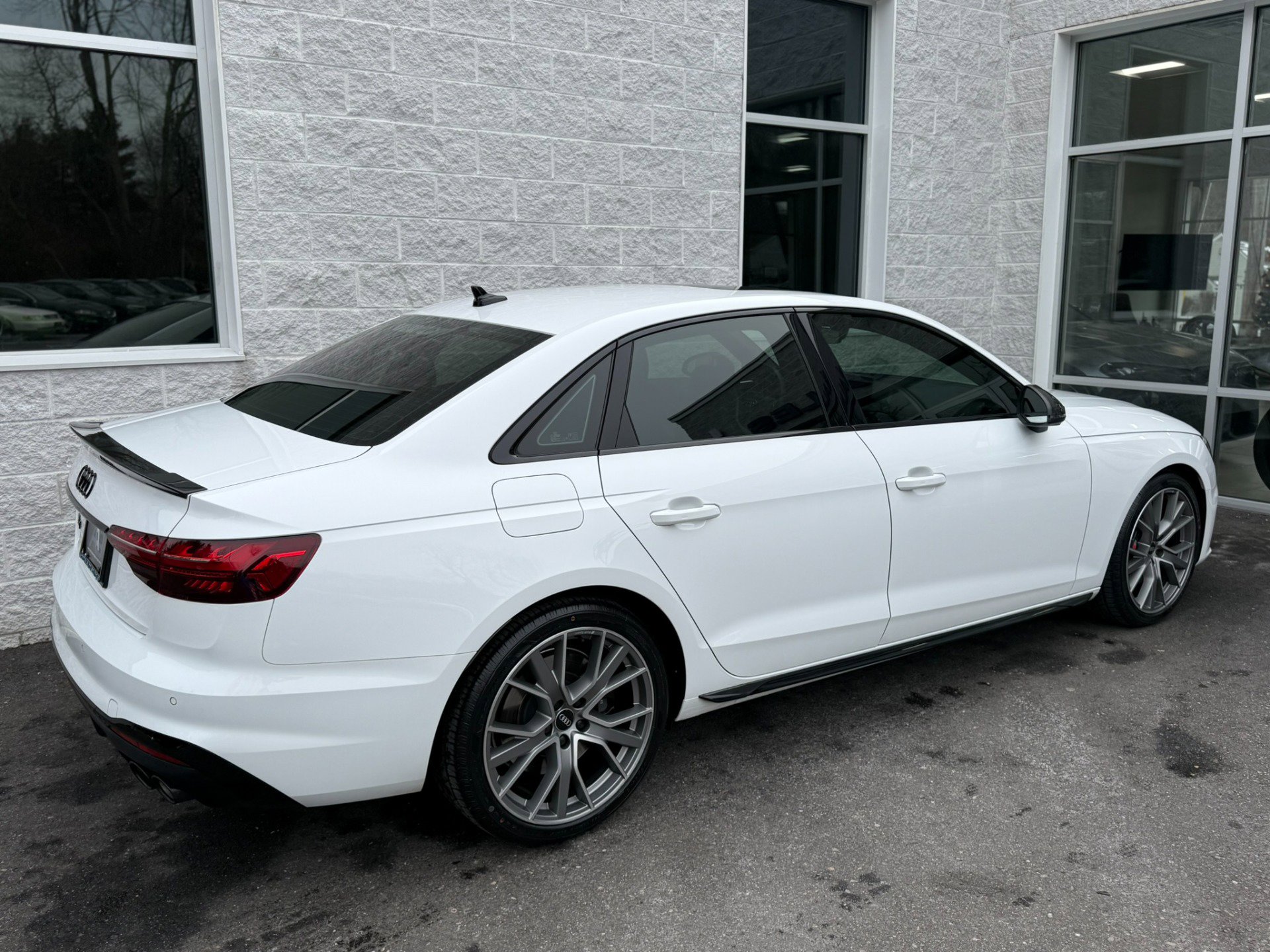 Used 2023 Audi S4 Premium Plus w/ Premium Plus Package image 36
