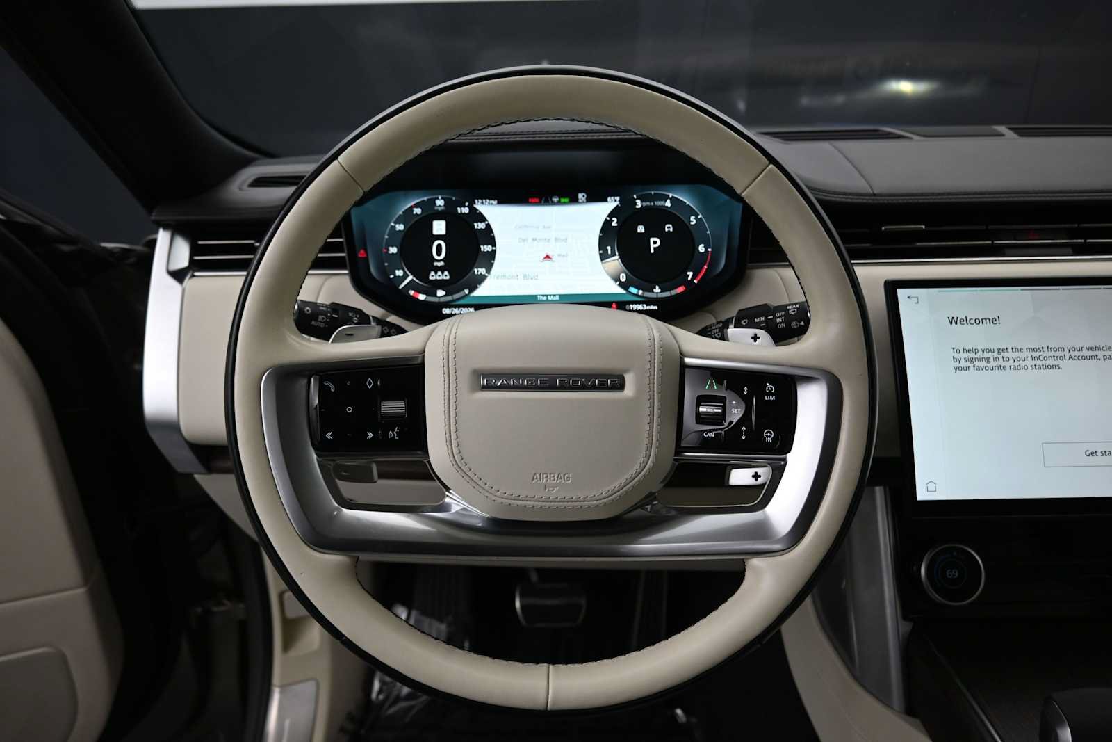 Used 2023 Land Rover Range Rover SE AWD/4WD image 8
