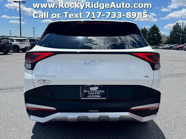 Used 2023 Kia Sportage LX AWD/4WD image 6