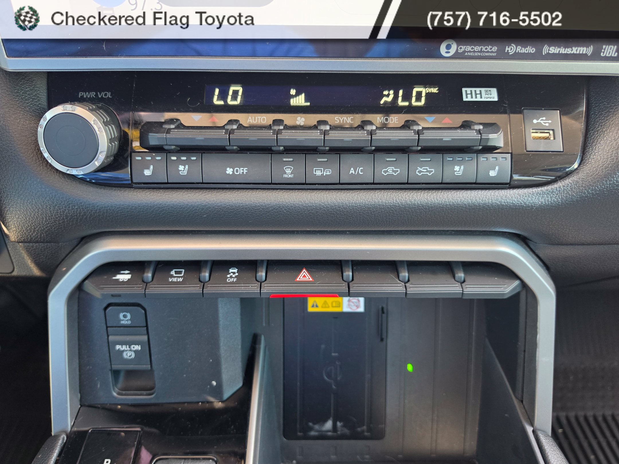 Used 2024 Toyota Tundra Limited AWD/4WD image 20