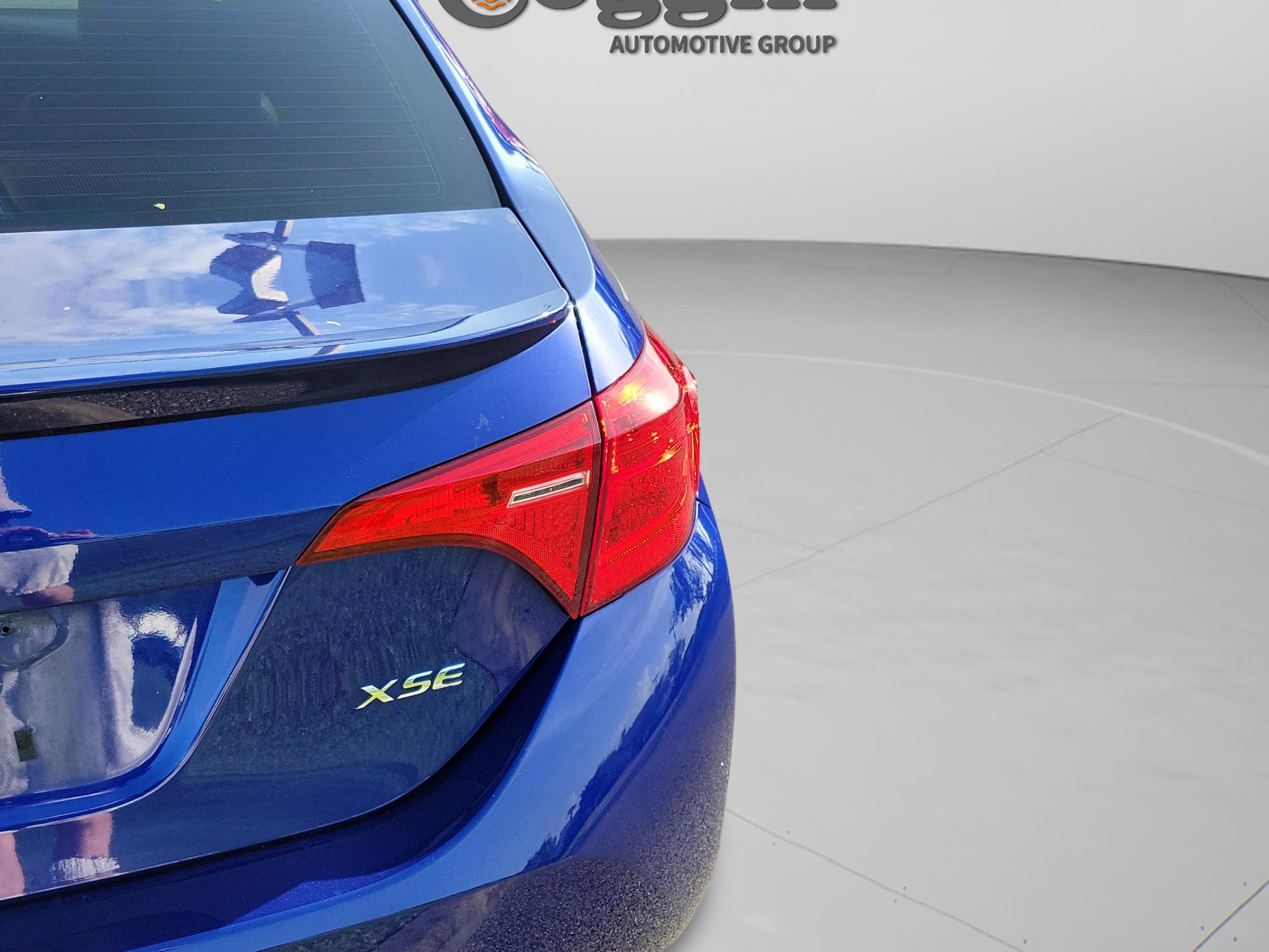 Used 2017 Toyota Corolla XSE FWD image 20