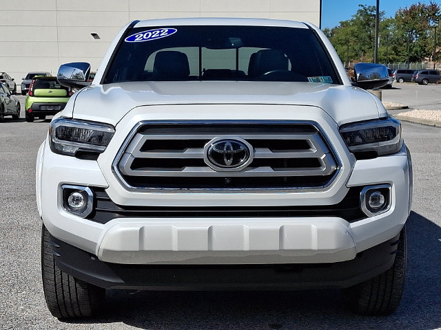 Used 2022 Toyota Tacoma Limited AWD/4WD image 5