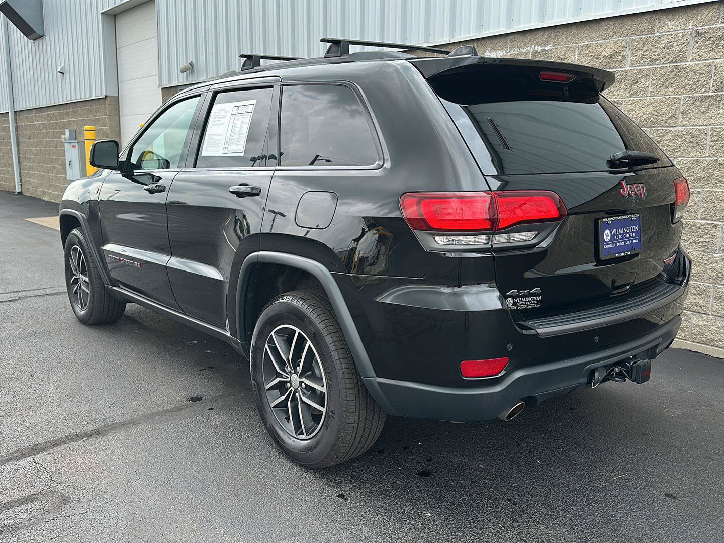 Used 2018 Jeep Grand Cherokee Trailhawk w/ Trailhawk Luxury Group AWD/4WD image 38