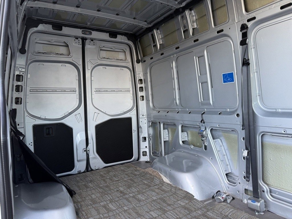 Used 2023 Mercedes-Benz Sprinter 144 Cargo image 26