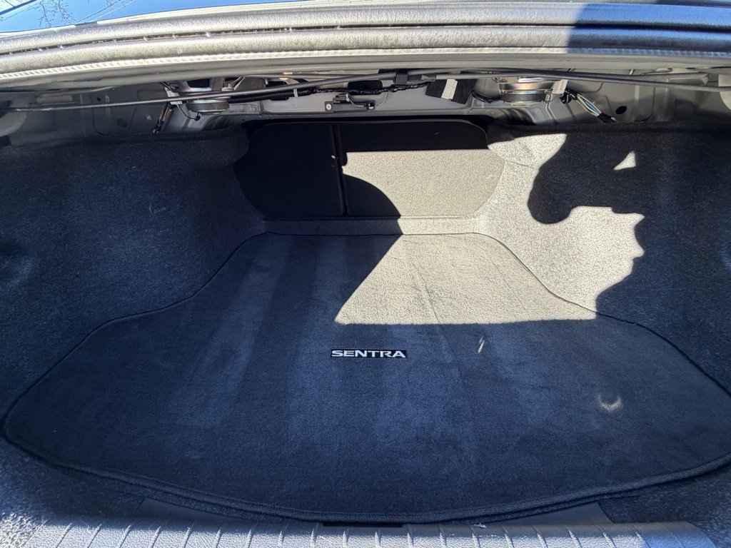 Used 2022 Nissan Sentra SV image 12