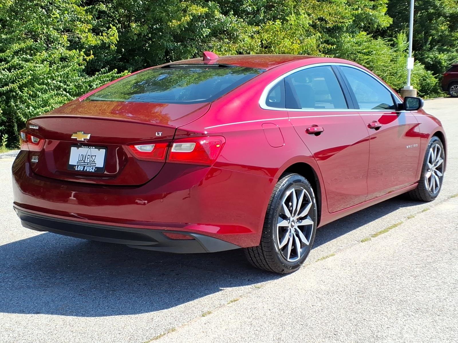 Used 2018 Chevrolet Malibu LT w/ Driver Confidence Package FWD image 26