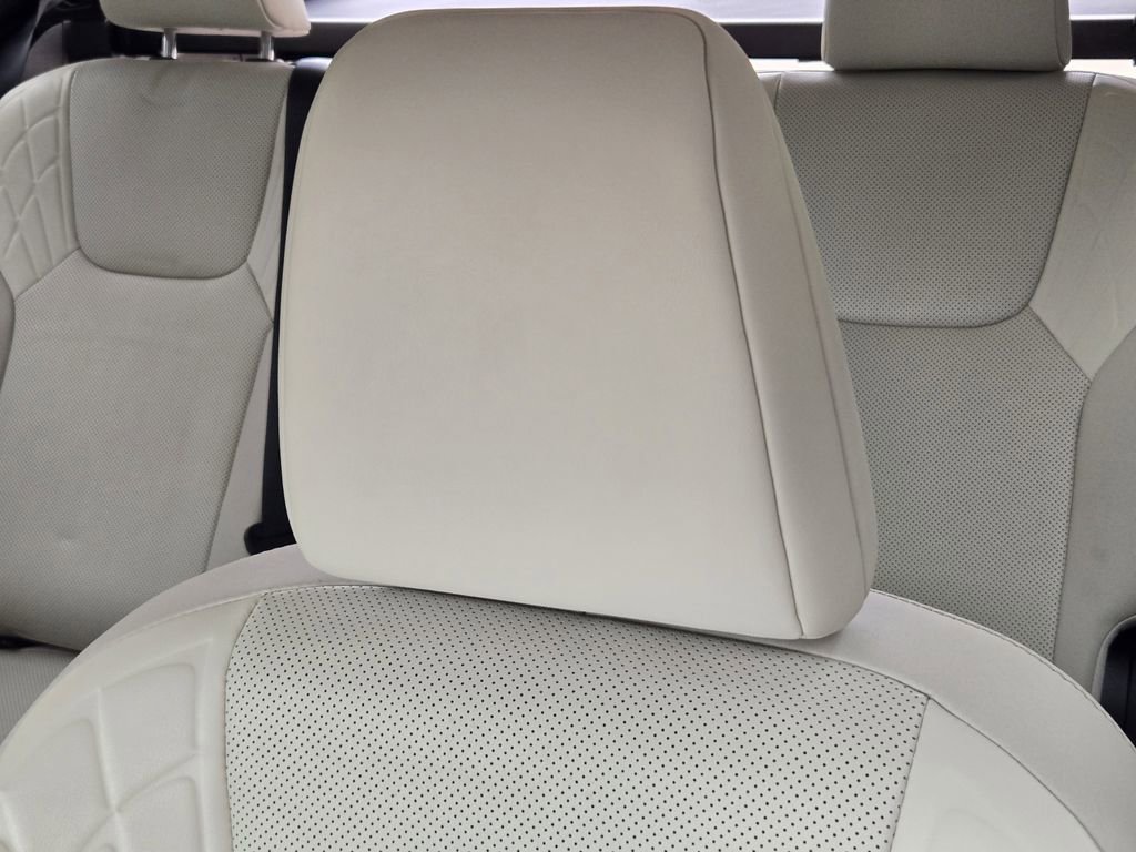 Used 2024 Lexus RX 350 FWD w/ Technology Package image 17