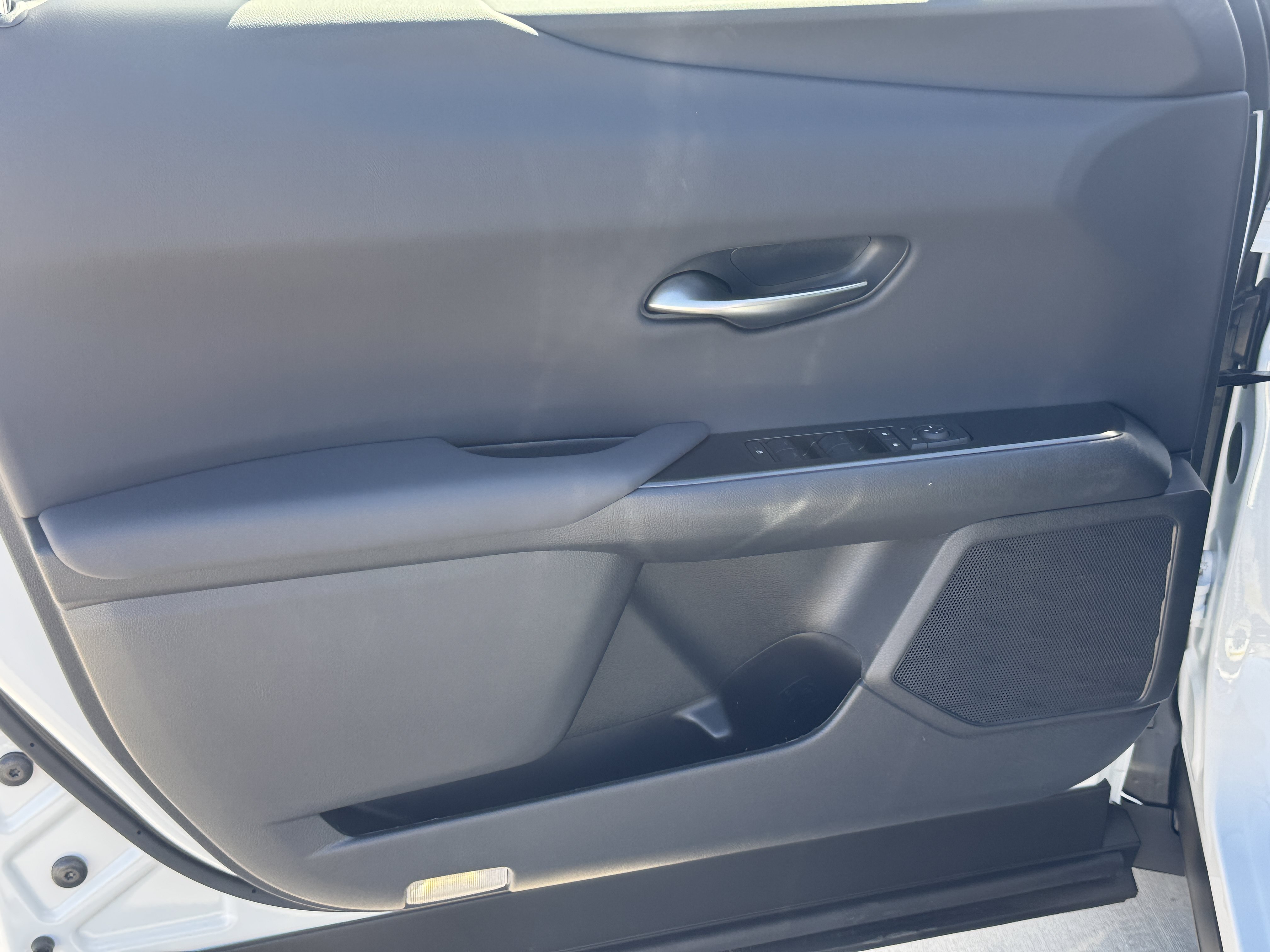 New 2026 Lexus UX 300h AWD image 19