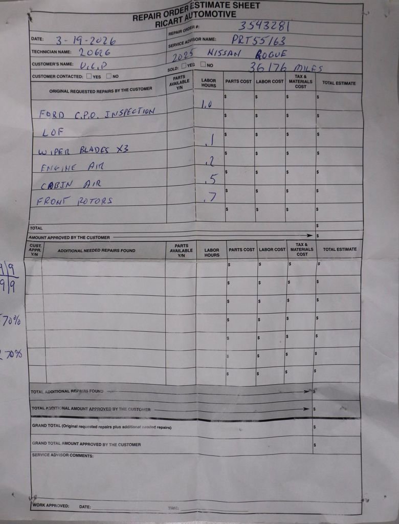 Used 2025 Nissan Rogue SV image 4
