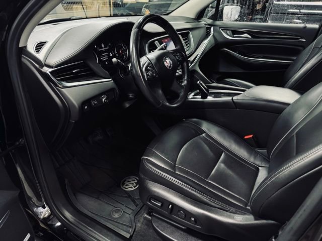 Used 2020 Buick Enclave Avenir w/ Avenir Technology Package image 21