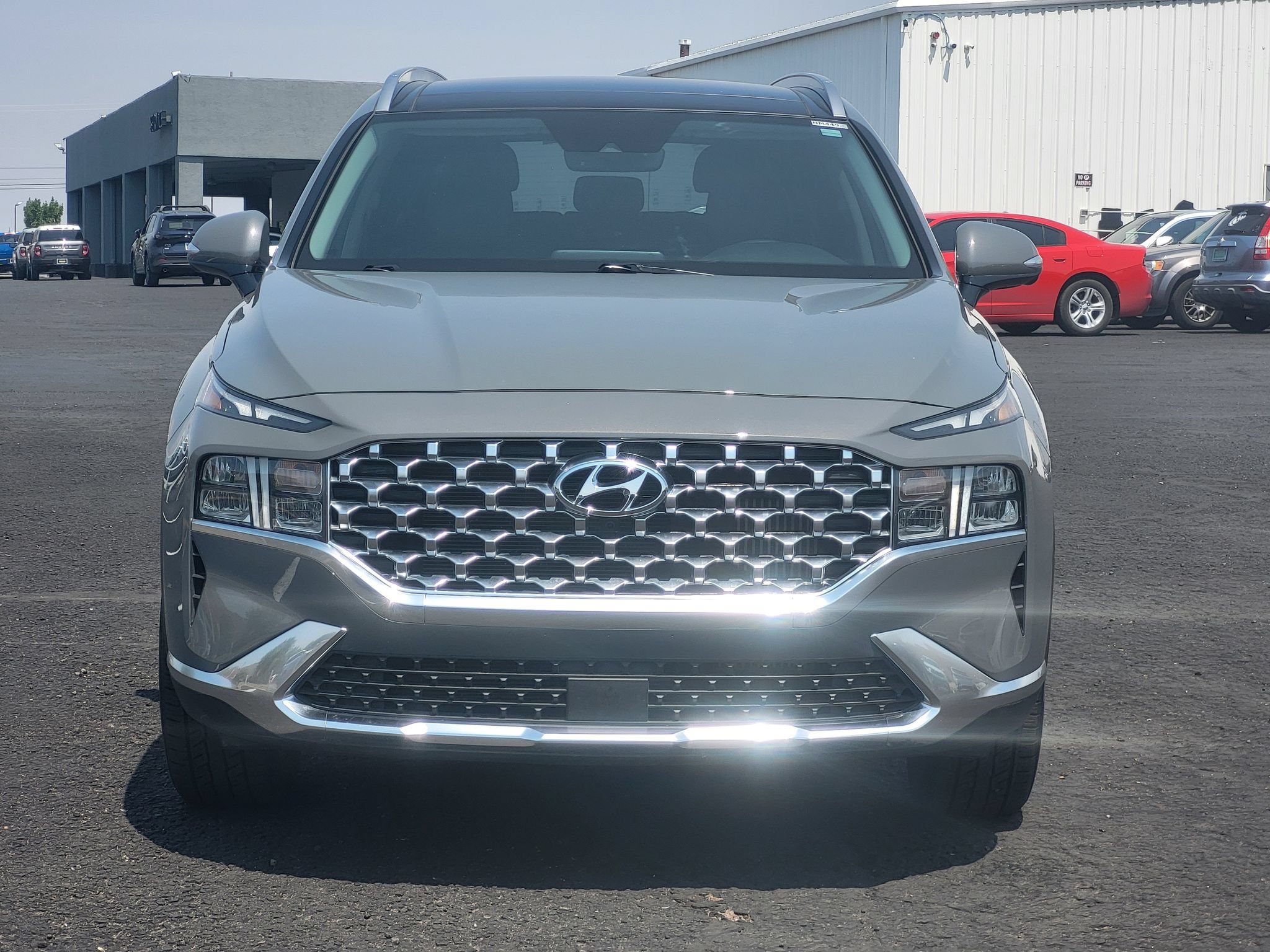 Used 2023 Hyundai Santa Fe SEL Premium AWD/4WD image 2