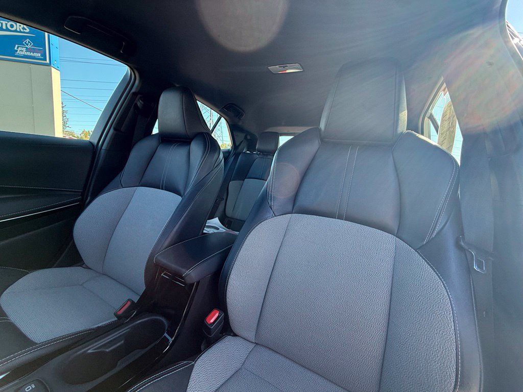 Used 2020 Toyota Corolla XSE FWD image 13