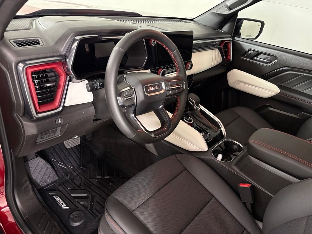 Used 2026 GMC Canyon AT4X AWD/4WD image 17