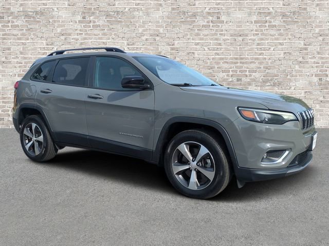 Used 2022 Jeep Cherokee Limited image 1
