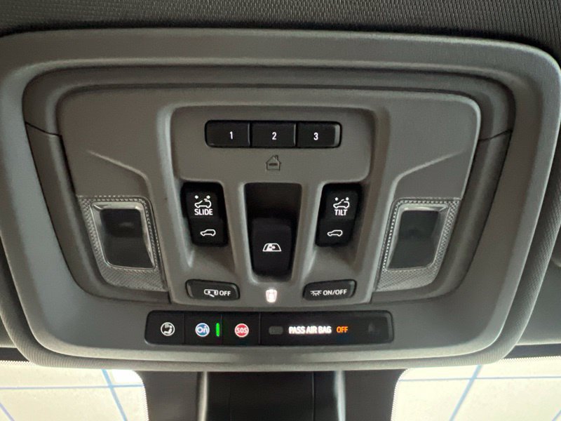 Used 2022 GMC Sierra 1500 Denali w/ Denali Reserve Package AWD/4WD image 24