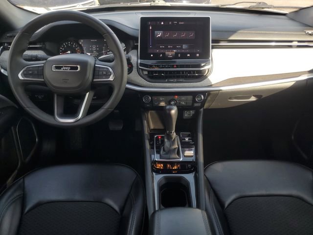 Used 2023 Jeep Compass Latitude image 26